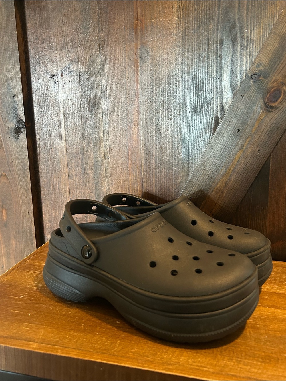 CROCS Classic Platform Clog in Black